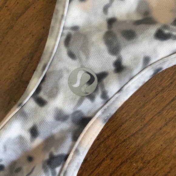 💧Lululemon Racerback Tank💧 - Picture 3 of 4